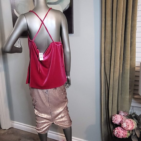 Express Tank Top - Picture 5 of 6